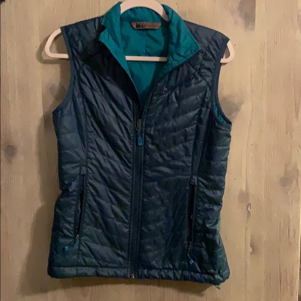 REI blue vest
